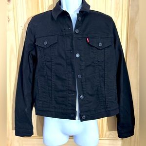 Black denim jean jacket Levi’s Medium size M